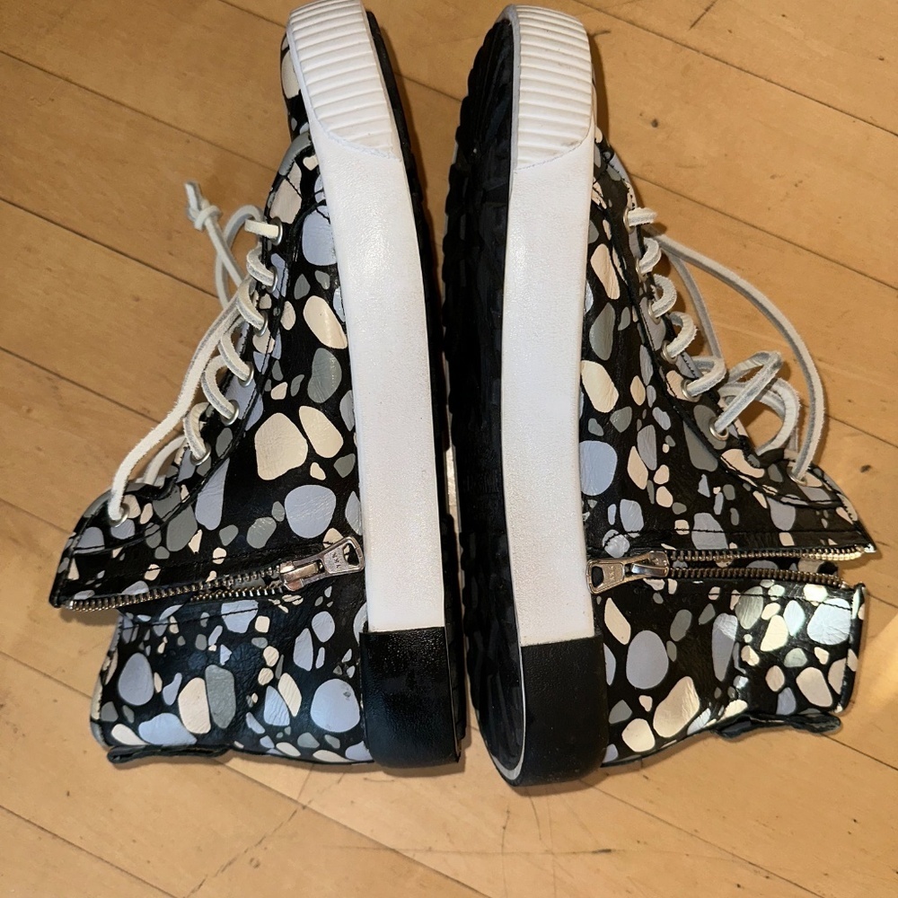 Blackstone RL-77 pebble hi top sneaker, 38/8  CB2329 - Picture 4 of 7